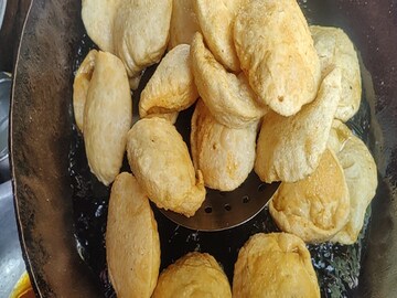 কচুরীর