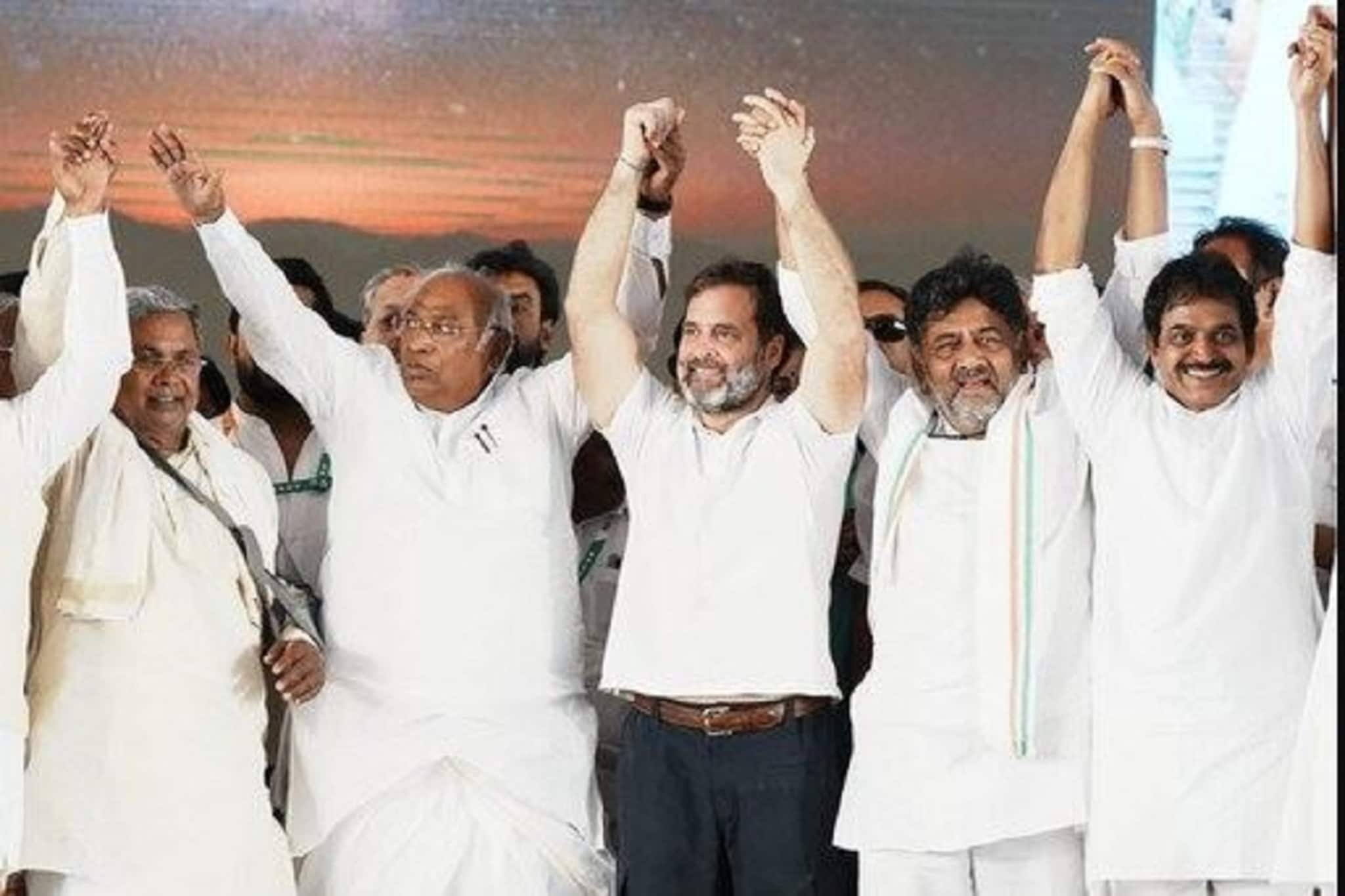 কর্ণাটকে কংগ্রেসের প্রতিশ্রুতি, ব্যয় ৫০ হাজার কোটি, ঘাটতি নিয়ে প্রশ্ন