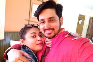 স্ত্রী ঐশ্বর্য চৌধুরীর সঙ্গে মৈনাক বন্দ্যোপাধ্যায়