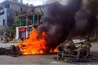 আতঙ্কে মণিপুরে থাকা বাঙালি পড়ুয়ারা
