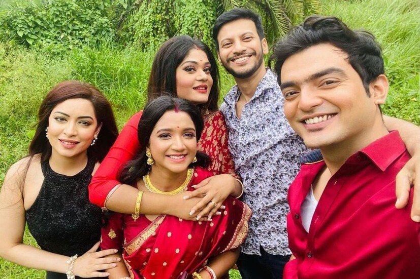 অভিনেত্রী জানান ১৪ মে এবং ১৮ মেয়ে এই দু'দিন মিলিয়ে হবে তাঁদের বিয়ের অনুষ্ঠান। ১৪ ই মে-তে তিনি মেহেন্দি, সঙ্গীত ও গায়ে হলুদ সারবেন। এ বিষয়ে তিনি একটি সংবাদমাধ্যমকে দেওয়ার সাক্ষাৎকারে জানান , বন্ধুবান্ধব পরিবার সকলকে নিয়ে আনন্দ করার ছুঁতো। তাই ১৪ মে দিনটিকে তিনি এইভাবে ভেবেছেন।
