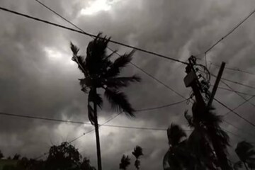 জারি কমলা ও হলুদ সতর্কতা! রাজ্যে লাগাতার চলবে ঝড়বৃষ্টির তাণ্ডব, জানুন পূর্বাভাস