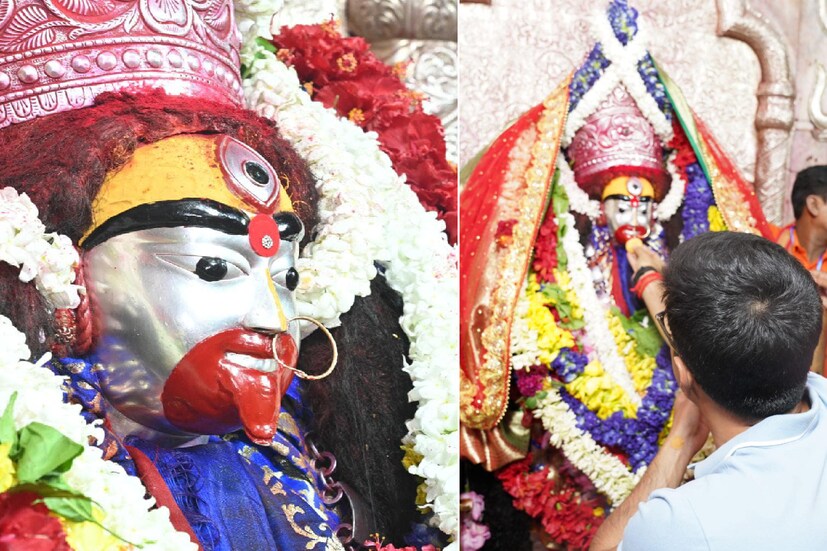 মায়ের মূর্তিতে নিজ হাতে প্রসাদ নিবেদন করেন অভিষেক