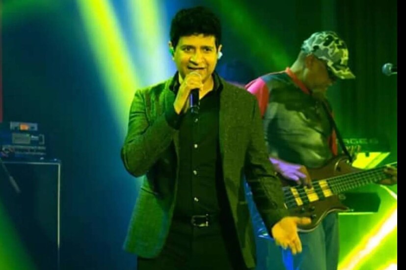 জীবনের প্রথম বাংলা গান। কোনও রকম ত্রুটি রাখতে চাননি কেকে। যখন বুঝেছিলেন তাঁর উচ্চারণ নিয়ে আর কোনও সমস্যা নেই, তা নিখুঁত, তখন জিৎকে রেকর্ডিংয়ের প্রস্তাব দেন তিনি।