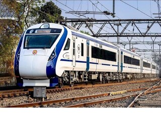 হাওড়া থেকে পুরী এবং ফিরতে পথে প্রতি বার মোট ৭ টি স্টেশনে দাঁড়াবে বন্দে ভারত