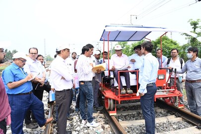 অসমের দুই উল্লেখযোগ্য স্টেশনে ডাবল লাইন চালু উত্তর পূর্ব রেলের 
