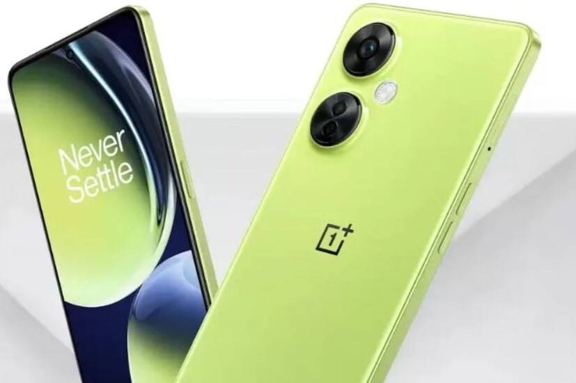 কিন্তু, বাজেট ফোনের কথা বললে বলতে হয়, OnePlus Nord CE 3 Lite 5G ফোনের দাম মাত্র ১৯,৯৯৯ টাকা। বিশেষ বিষয় হল এই ফোনটি ৮ জিবি র‍্যামের সঙ্গে বাজারে এসেছে এবং এতে একটি ১০৮ মেগাপিক্সেল ক্যামেরাও রয়েছে। অন্য দিকে, আমরা যদি ৮ জিবি র‍্যামের সঙ্গে Samsung Galaxy A54 5G ফোনের দামের তুলনা করি তাহলে এর দাম OnePlus Nord CE 3 Lite 5G ফোনের থেকে অনেক বেশি। এর দাম হল ৩৬,০০০ টাকা।