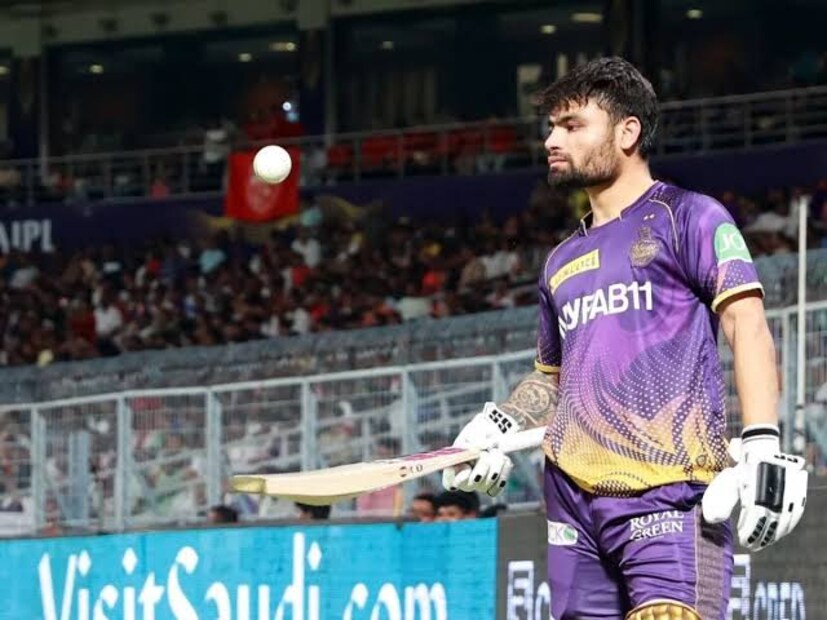 আইপিএল ২০২৩-এ একাধিক ম্যাচে দুরন্ত পারফর্ম করে কেকেআর সমর্থকদের নয়নের মণি হয়ে উঠেছেন রিঙ্কু সিং। রিঙ্কুর ফ্যানের সংখ্যা অল্প দিনেই আকাশ ছুঁয়েছে।