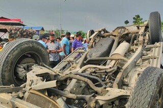 দুর্ঘটনায় ক্ষতিগ্রস্ত টাটা সুমো