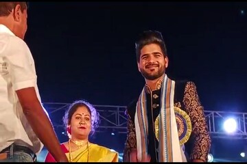 শহরে