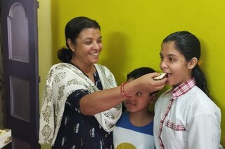  নদিয়ার গর্ব তোষালি! মাধ্যমিকের মেধাতালিকায় বেরোতেই যা ঘটল, জয়জয়কার চারিদিকে