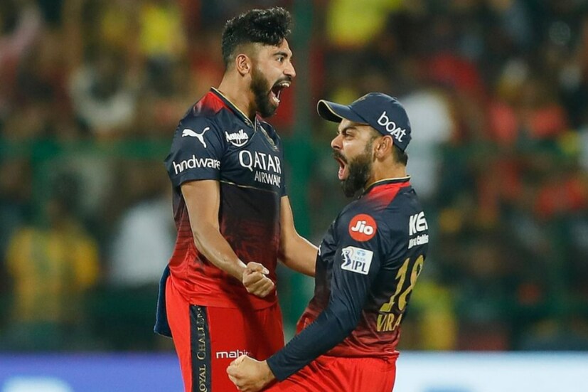 ম্যাচে মাত্র ১২৬ রান ডিফেন্ড করতে নেমে শুরুতেই কোহলি দুটি ক্যাচ নেন। অনবদ্য ক্যাচ কোহলির উল্লাস ও অ্যাগ্রেশন ছিল দেখার মত। ক্রুণাল পান্ডিয়া ও আয়ূশ বাদোনির ক্যাচ ধরেন কোহবি।