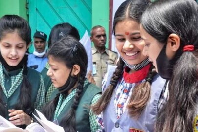একসঙ্গে ৪ জন উচ্চ মাধ্যমিকের তৃতীয় স্থানে