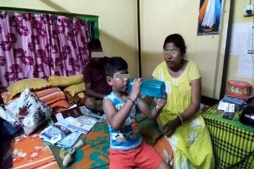 ভীষণ অসুস্থ শিশুর চিকিৎসার জন্য সাহায্য প্রার্থণা মা -বাবা-র