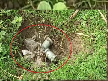 তাজা সকেট বোমা উদ্ধার