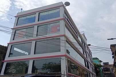 ভাঙা হবে এই ফ্ল্যাট!
