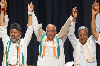 মসনদে সেই সিদ্দারামাইয়াই!