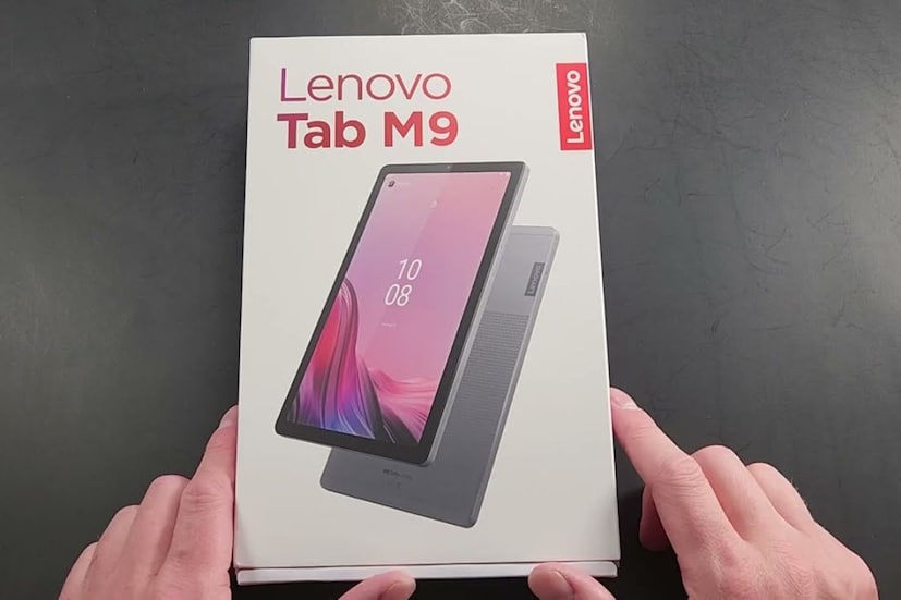  Lenovo Tab M9 অ্যান্ড্রয়েড ১২-তে কাজ করে। এতে ১ বছরের অ্যান্ড্রয়েড ওএস আপডেট এবং ৩ বছরের সিকিউরিটি আপডেট দেওয়া হয়েছে। ফলে, ইউজারদের কোনও সমস্যার মুখে পড়তে হবে না।