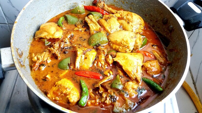 কড়াই পরিষ্কার করার পর কখনও সোজা করে রাখতে নেই, উল্টো করে রাখতে হয়