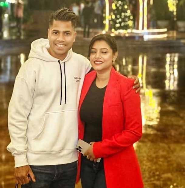 প্রবীর ও গীতশ্রীর ভক্তরা ইতিমধ্যে দুজনের বিয়ে নিয়ে কথা বলছেন। তবে এই জুটি আপাতত জমিয়ে প্রেম করতেই ব্যস্ত।