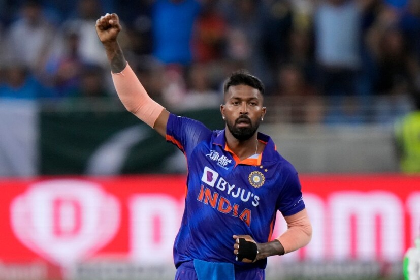 শুধু আইপিএল নয়, রোহিত শর্মার বিশ্রামে থাকলেও সাদা বলের ক্রিকেটেও দেশকে নেতৃত্ব দিয়েছেন হার্দিক পান্ডিয়া। সাফল্যও এনে দিয়েছেন টিম ইন্ডিয়া। বর্তমান হার্দিক অনেক বেশি শান্ত, ধীর, স্থির। ক্রিকেট মস্তিষ্কও অনেক বেশি পরিণত।