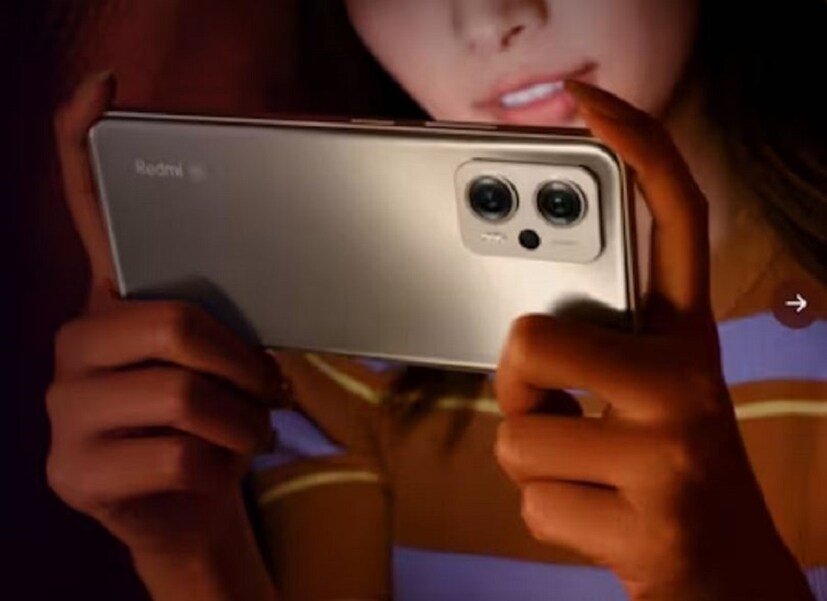 ভারতে Xiaomi-এর ভক্তের সংখ্যা বেশ ভাল। গ্রাহকদের Redmi ব্র্যান্ডের ফোন পছন্দ করার প্রধান কারণ কম দামে সেরা ফিচার পাওয়া যায়। এখন Xiaomi তার Redmi ব্র্যান্ডের একটি জনপ্রিয় মডেলের দাম অনেকটাই কমিয়েছে। এখানে Redmi K50i 5G ফোনের সম্পর্কে কথা বলা হচ্ছে। Mi.com-এ পাওয়া তথ্য অনুযায়ী এই ফোনটি ৩১,৯৯৯ টাকার পরিবর্তে মাত্র ২০,৯৯৯ টাকায় পাওয়া যাচ্ছে। অর্থাৎ এতে ১১,০০০ টাকা ছাড় পাওয়া যাবে।photo source collected 