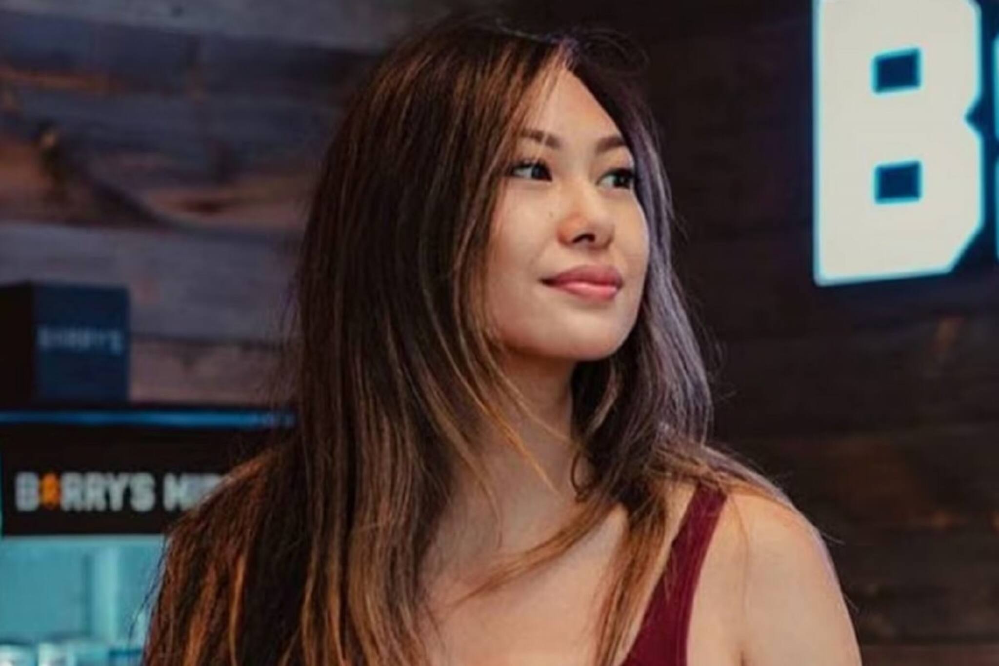 মাত্র আঠাশেই ফোর্বস তালিকায় দ্বিতীয় এই যুবতী! বিশ্বের দ্বিতীয় ধনী মহিলাকে চিনুন