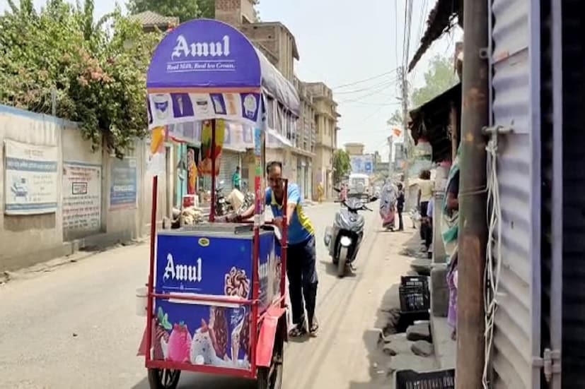 আলিপুর আবহাওয়া দফতরের দেওয়া আগামী পাঁচ দিনের সতর্কবার্তায় জানা গিয়েছে, চারটি জেলায় লাগাতার চলবে তাপপ্রবাহ। পশ্চিম বর্ধমানের পাশাপাশি পূর্ব মেদিনীপুর, পুরুলিয়া এবং দক্ষিণ চব্বিশ পরগনায় আগামী সোমবার পর্যন্ত জারি করা হয়েছে হলুদ সতর্কতা।