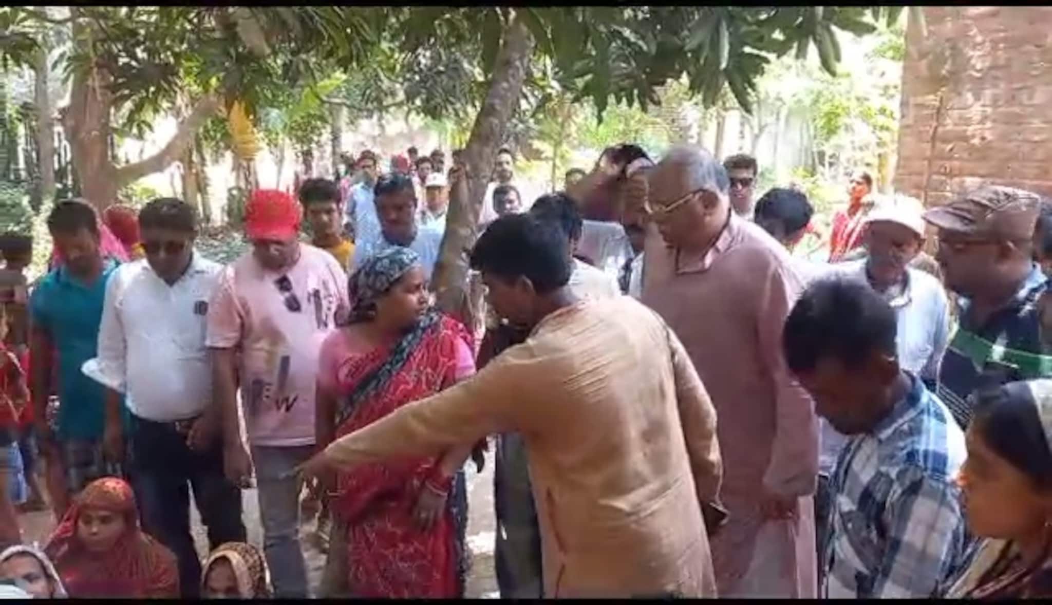 ভয়ঙ্কর মৃত্যুপুরী থেকে ফেরেনি বাবা, মেয়ের বিয়ের খবর পেয়ে যা করলেন মন্ত্রী...