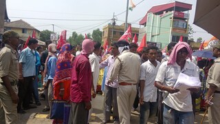 নমিনেশনে বাঁধা নমিনেশনে বাঁধা