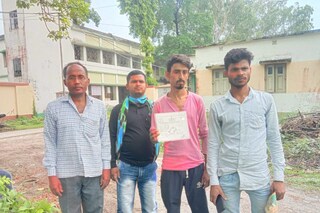 আত্মঘাতী নাবালিকা 
