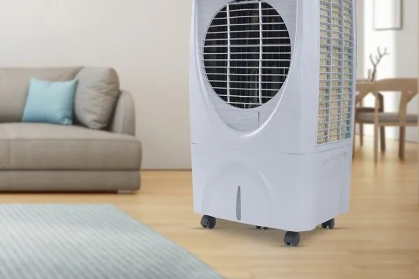 Casa Copenhagen, 27 L – R13C Personal Air Cooler এই কুলারের দাম ৪,৫৯৮ টাকা ৷ এই কুলার অ্যান্টি ব্যাকটেরিয়াল হানিকম্ব প্যাড আছে ৷ প্রতীকী ছবি ৷
