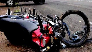 বাইক দুর্ঘটনা। প্রতীকী ছবি। বাইক দুর্ঘটনা। প্রতীকী ছবি।