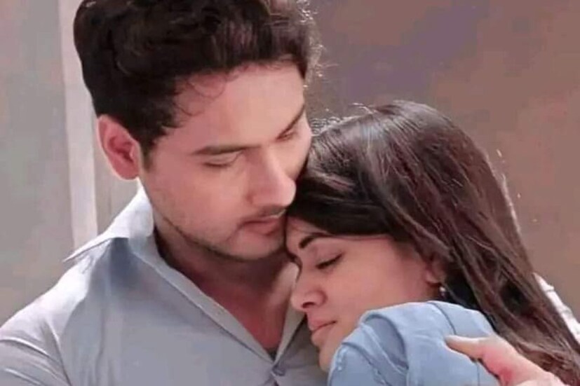 আর শুরু থেকেই রাগী অরণ্য ও চঞ্চল পাখির রসায়ন সবার মন জয় করে নেয়। অরণ্যর রাগ, গম্ভীর মেজাজ, রাশ ভারী ব্যক্তিত্বে মুগ্ধ হয়েছিল অগনতি বঙ্গ ললনা। এক কথায় অরণ্য ওরফে যশ হয়েছিল বাংলার হার্ট থ্রব।