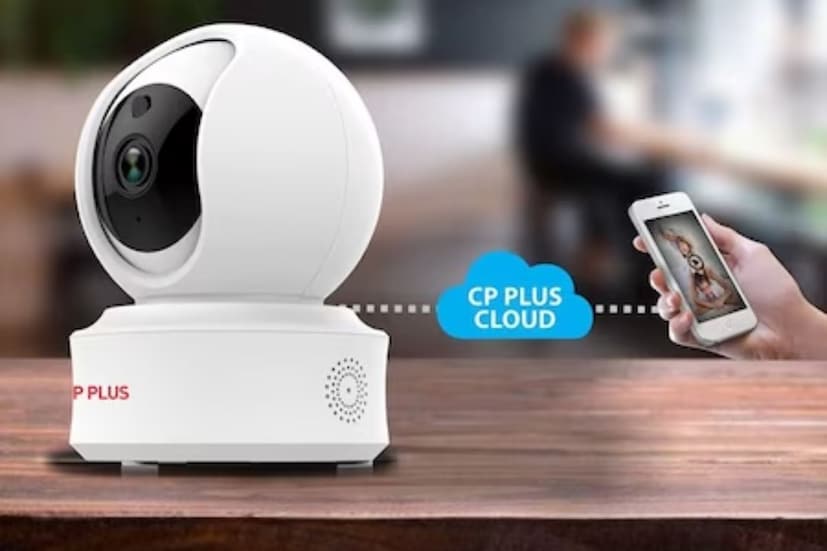 CP PLUS Intelligent Home PT Camera -  গ্রাহকরা বর্তমানে এই স্মার্ট ক্যামেরাটি ২২৪৫ টাকায় কিনতে পারবেন। এতে, গ্রাহকরা ৩৬০ ডিগ্রি ভিউ, মোশন ডিটেকশন, টু-ওয়ে কমিউনিকেশন এবং প্যান-টিল্ট অপশনের মতো ফিচার পাবেন।
