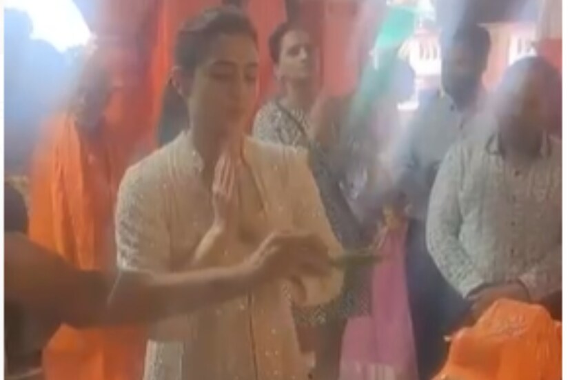 কেরিয়ারের শুরু থেকেই বলিউডের টপমোস্টদের সঙ্গে একের পর এক ছবিতে অভিনয় করে নিজের অভিনয় দক্ষতা প্রমাণ করে দিয়েছেন সারা। বেশ কিছু ছবিও রয়েছে সারার হাতে৷  উল্লেখ্য, কানন আইয়ারের 'অ্যায় ওয়াতান মেরে ওয়াতান' ছবিতে দেখা যাবে সারা আলি খানকে।