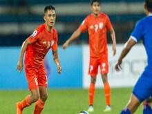 আবার নায়ক সুনীল ছেত্রী, অনবদ্য মহেশ! নেপালকে হারিয়ে সেমিফাইনালে ভারত