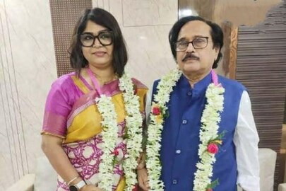 স্ত্রী মানসীর সঙ্গে লক্ষ্মণ শেঠ৷ 
