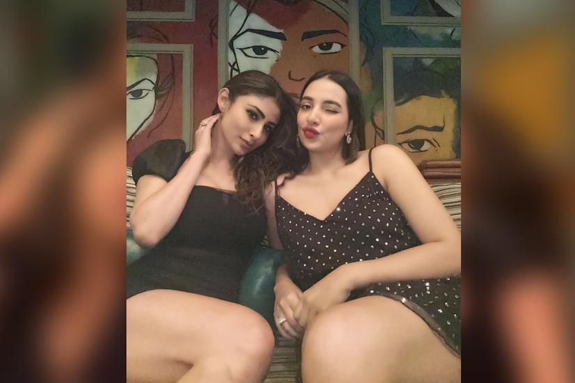 রাজের পোস্টে লিখলেন, ‘ছোট্ট একরত্তির জন্য অনেক ভালবাসা। আমি যে প্রিয় মাসি হব সে বিষয়ে কোনও সন্দেহই নেই।’ স্টোরিও দিয়েছেন ইনস্টাগ্রামে।