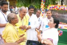 মঙ্গলে আদ্যাপীঠে পুজো দিলেন মমতা বন্দ্যোপাধ্যায়, পাঠ করলেন আদ্যা স্তোত্র
