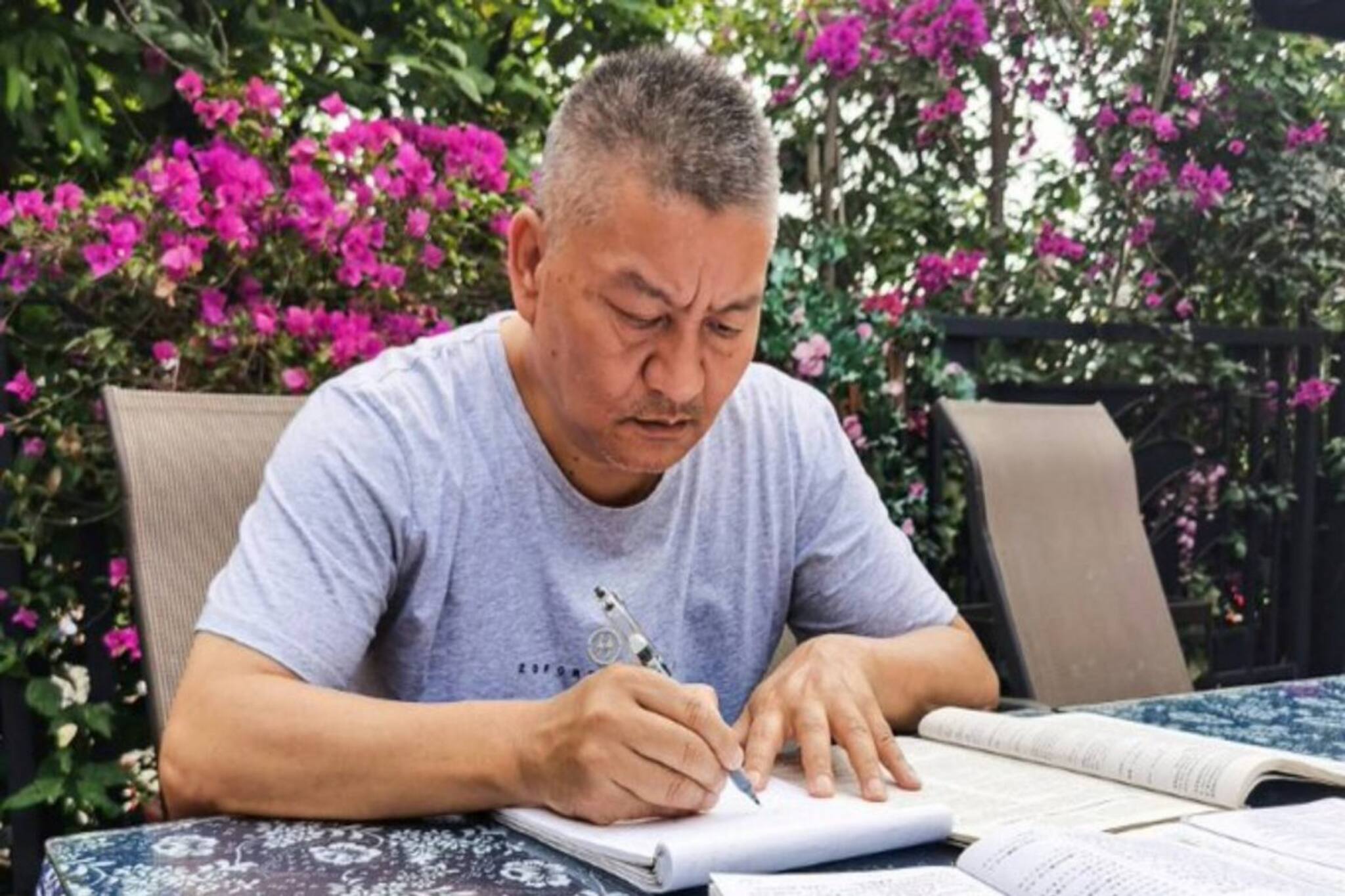 পড়বেনই কলেজে! ২৭ বারের চেষ্টাতেও এই কঠিন পরীক্ষায় ফেল ৫৬ বছরের চিনা ধনকুবের