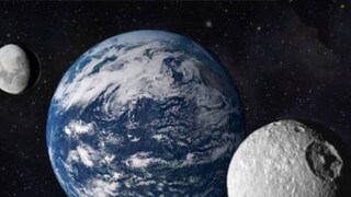 মহাকাশবিজ্ঞানের পরিভাষায় এর নাম কোয়াসি মুন বা অর্ধেক চাঁদ