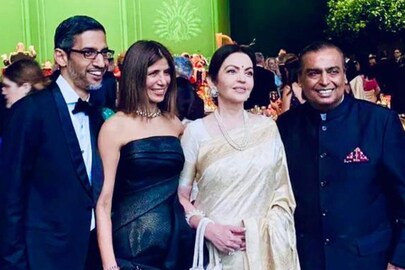 Washington, DC:  RIL Chairman, Mukesh Ambani and Reliance Foundation Chairperson, Nita Ambani along with Alphabet CEO, Sunder Pichai, and Anjali Pichai at the State Dinner in the White House. The US President Joe Biden and First Lady Jill Biden hosted this special event at an elaborately decorated pavilion on the South Lawn in honor of Prime Minister Narendra Modi on Thursday.