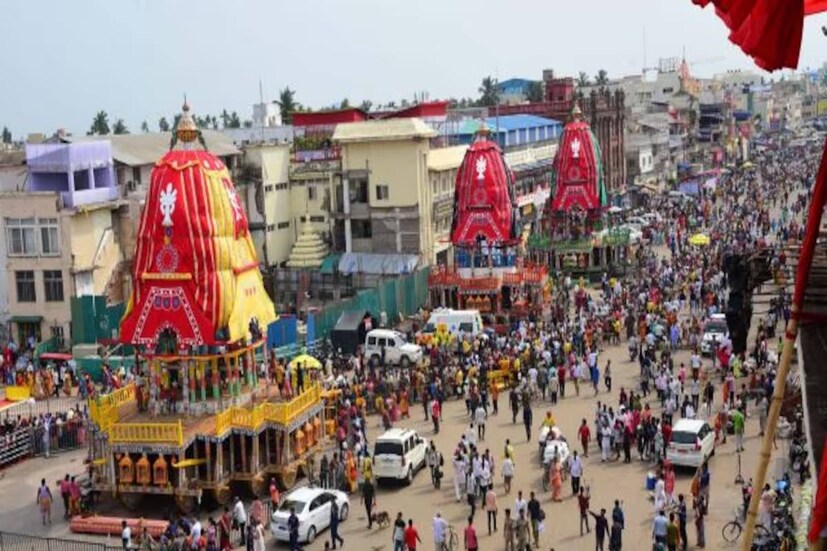 টুকরো টুকরো রথের রশির সুতো মাদুলি করে সন্তানদের হাতে ও গলায় পরিয়ে দেন। বড়রাও পরেন। তাঁদের বিশ্বাস, এই মাদুলি সমস্ত বিপদ থেকে রক্ষা করবে।
