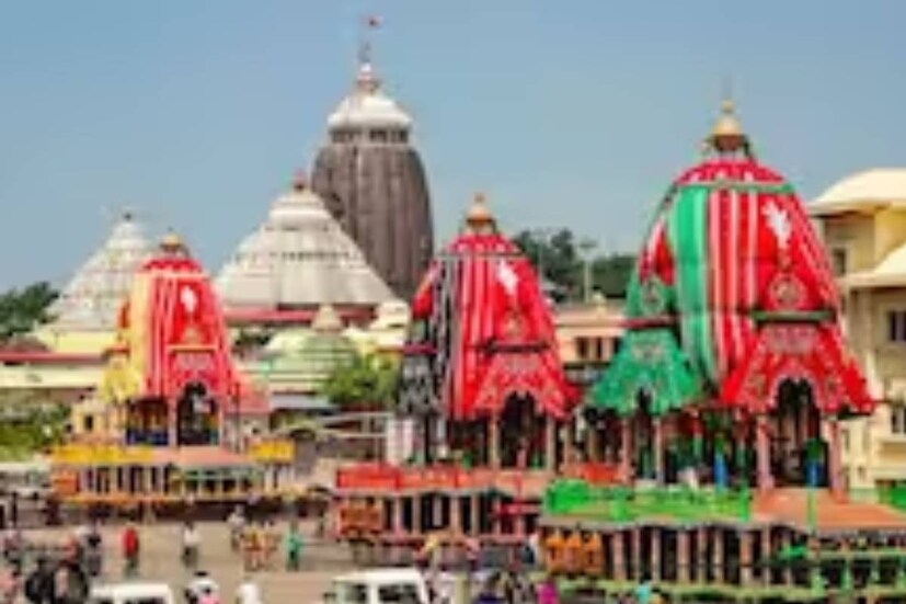 মঙ্গলবার রথযাত্রা৷ পুরীর সঙ্গে অন্যান্য জায়গায় জগন্নাথ মন্দিরে রথের রশিতে টান পড়বে৷ রথযাত্রা উপলক্ষে পুরীতে এখন সাজো সাজো রব৷ চলছে শেষ মুহূর্তের প্রস্তুতি৷
