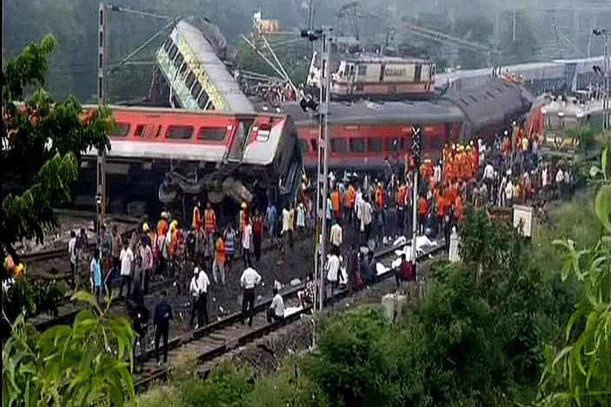 ওড়িশার রেল দুর্ঘটনায় অনাথ শিশুদের পাশে ব্যারাকপুর রামকৃষ্ণ বিবেকানন্দ মিশন