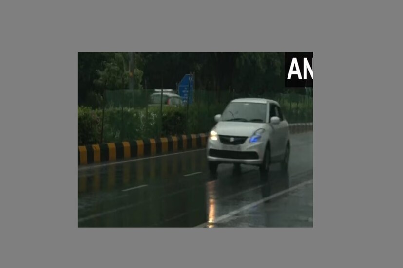আইএমডি শনিবার জানিয়েছে যে আগামী ৪৮ ঘণ্টার মধ্যে দিল্লিতে বর্ষার মরশুমের প্রথম বৃষ্টির সম্ভাবনা রয়েছে। সাধারণত, বৃষ্টির ব্যবস্থা ২৭ জুনের মধ্যে শহরে পৌঁছায়। আইএমডির তথ্য অনুসারে, গত বছর বর্ষা রাজধানীতে আঘাত করেছিল ৩০ জুন, ২০২১, ১৩ জুলাই, ২০২০, ২৫ জুন, ২০১৯ এবং ২০১৮ সালের ২৮ জুন। (ANI)