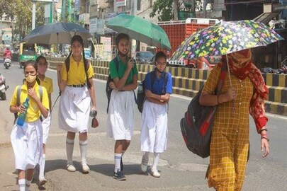 খুলে গেল স্কুল