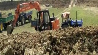 'বোঝেন তো! সবাইকে ম্যানেজ করে কাজ করতে হয়' আরামবাগে মাটি মাফিয়াদের কাণ্ড 'বোঝেন তো! সবাইকে ম্যানেজ করে কাজ করতে হয়' আরামবাগে মাটি মাফিয়াদের কাণ্ড