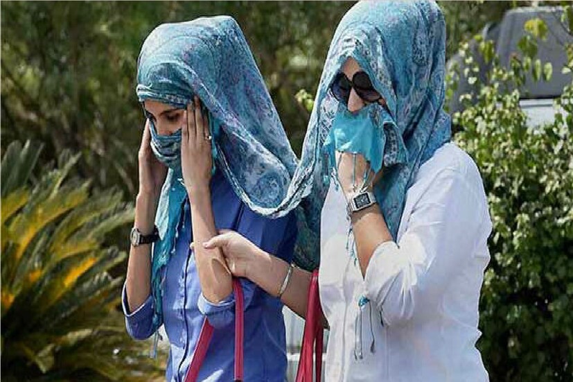 *কাগজে-কলমে সপ্তাহ জুড়ে রয়েছে বৃষ্টিপাতের সম্ভাবনা আবার বৃষ্টিপাত না হলে বাড়তে পারে তাপমাত্রা। বাঁকুড়া জেলার সাম্প্রতিক রেকর্ড অনুযায়ী তাপমাত্রা বাড়ার সম্ভাবনার পাল্লা একটু বেশি ভারী। ফাইল ছবি। 